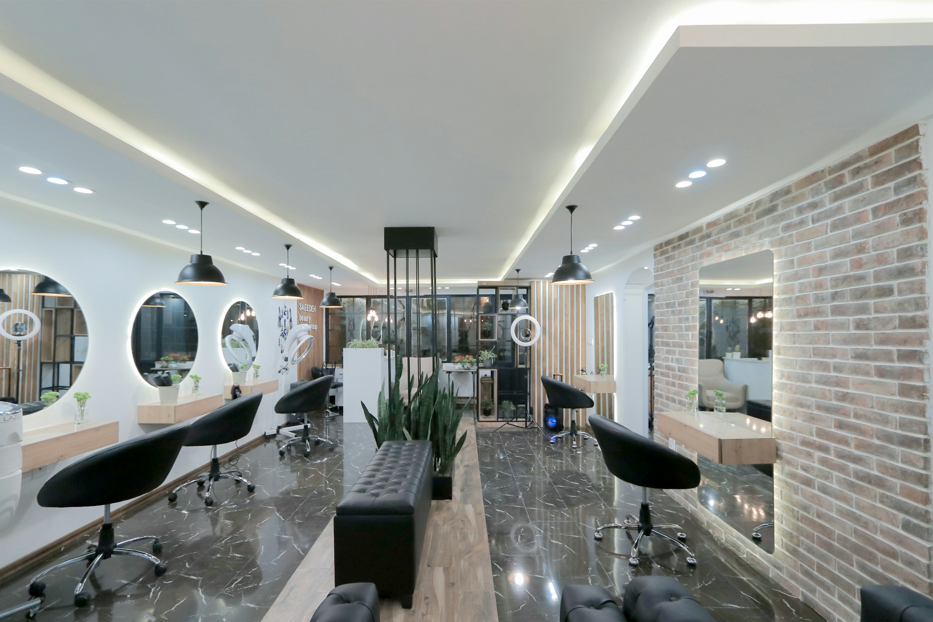 Beauty Salon Insurance in Oregon